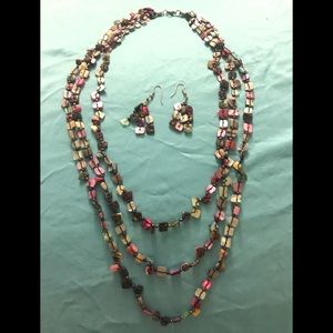 Set of Necklace and earrings